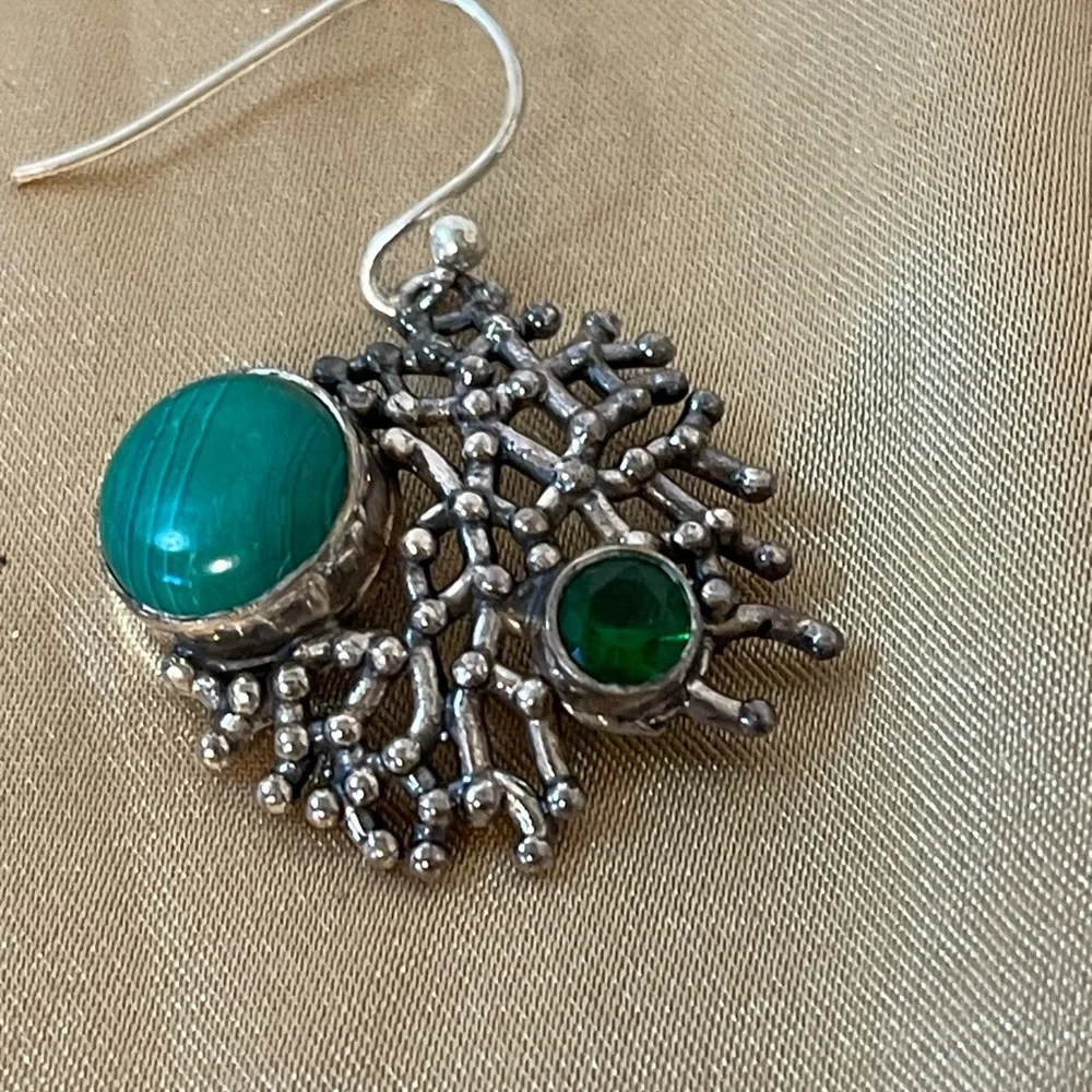 925 Green Moldavite and Emerald Quartz Earrings - Picture 2 of 2